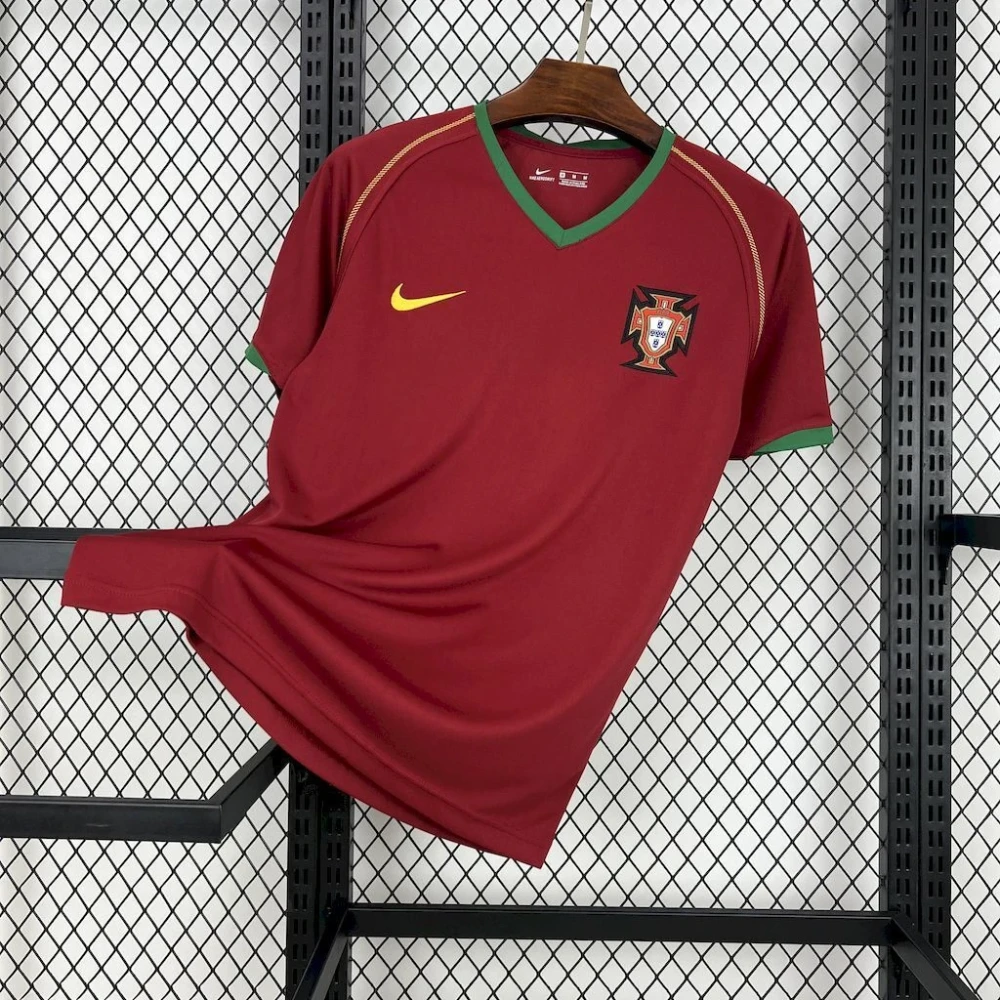 Футболка Portugal Retro Home red #1