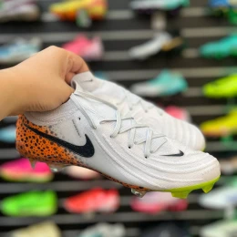 Бутсы Nike Phantom GX II Elite FG #1