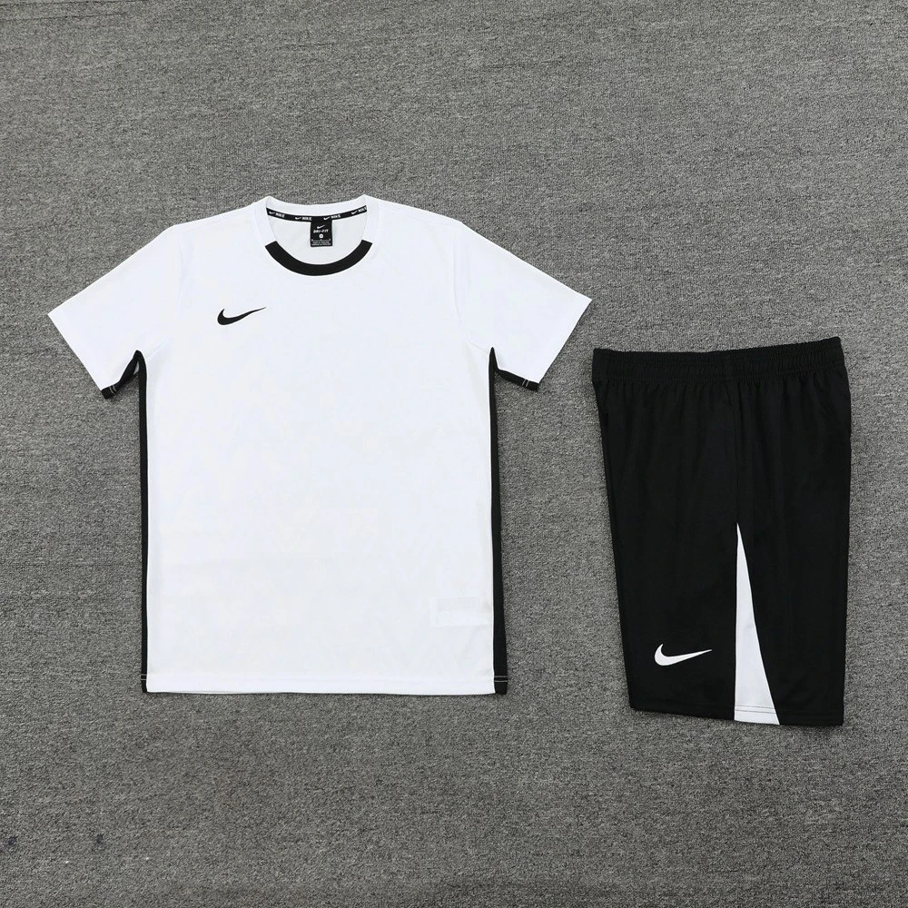 Футбольная форма Nike white/black #4