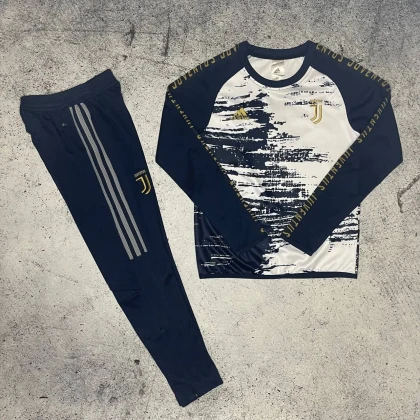 Детский костюм Juventus white/navy