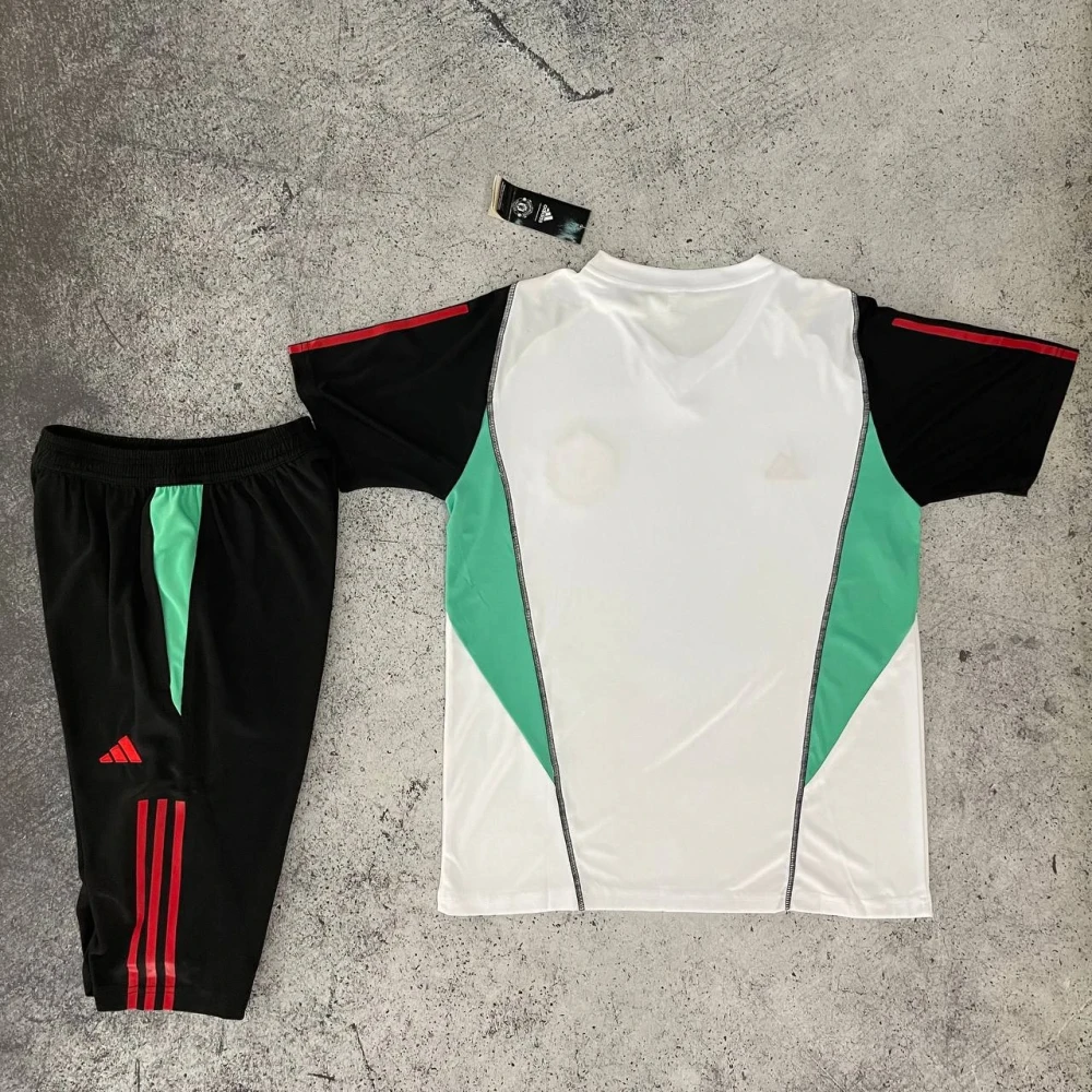 Тренировочная форма Manchester United 23/24 white/black #2