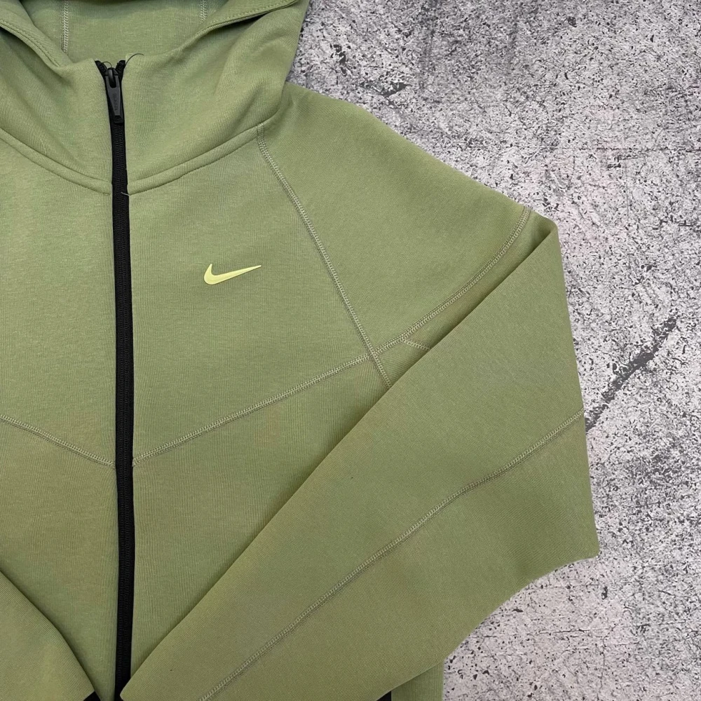 Костюм Nike x Nocta Tech Fleece zip logo green #5