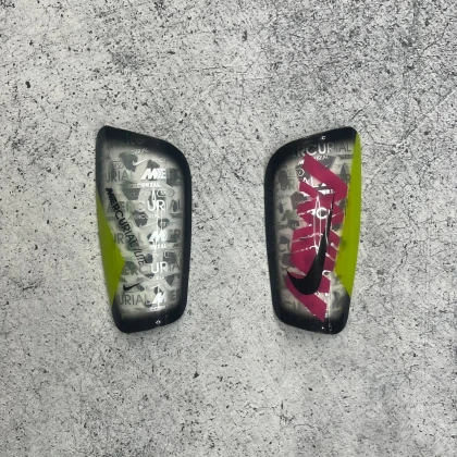 Щитки Nike Mercurial Lite white/black