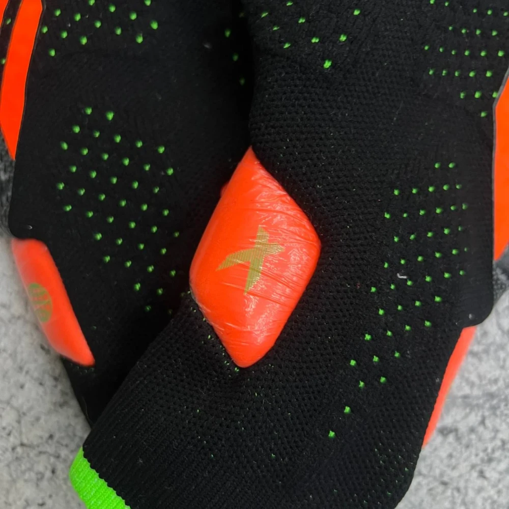 Вратарские перчатки Adidas X black/red #4
