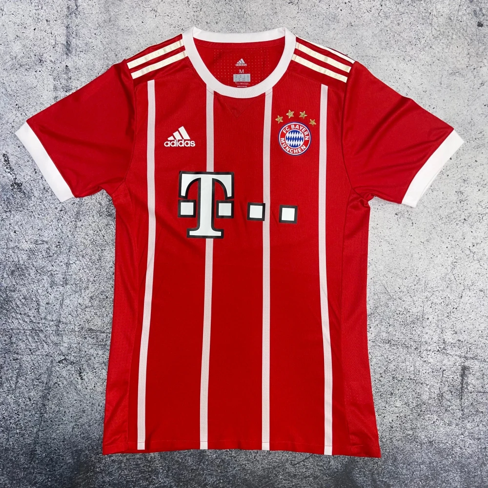 Футболка Bayern Munich Home 17/18 Top red #1