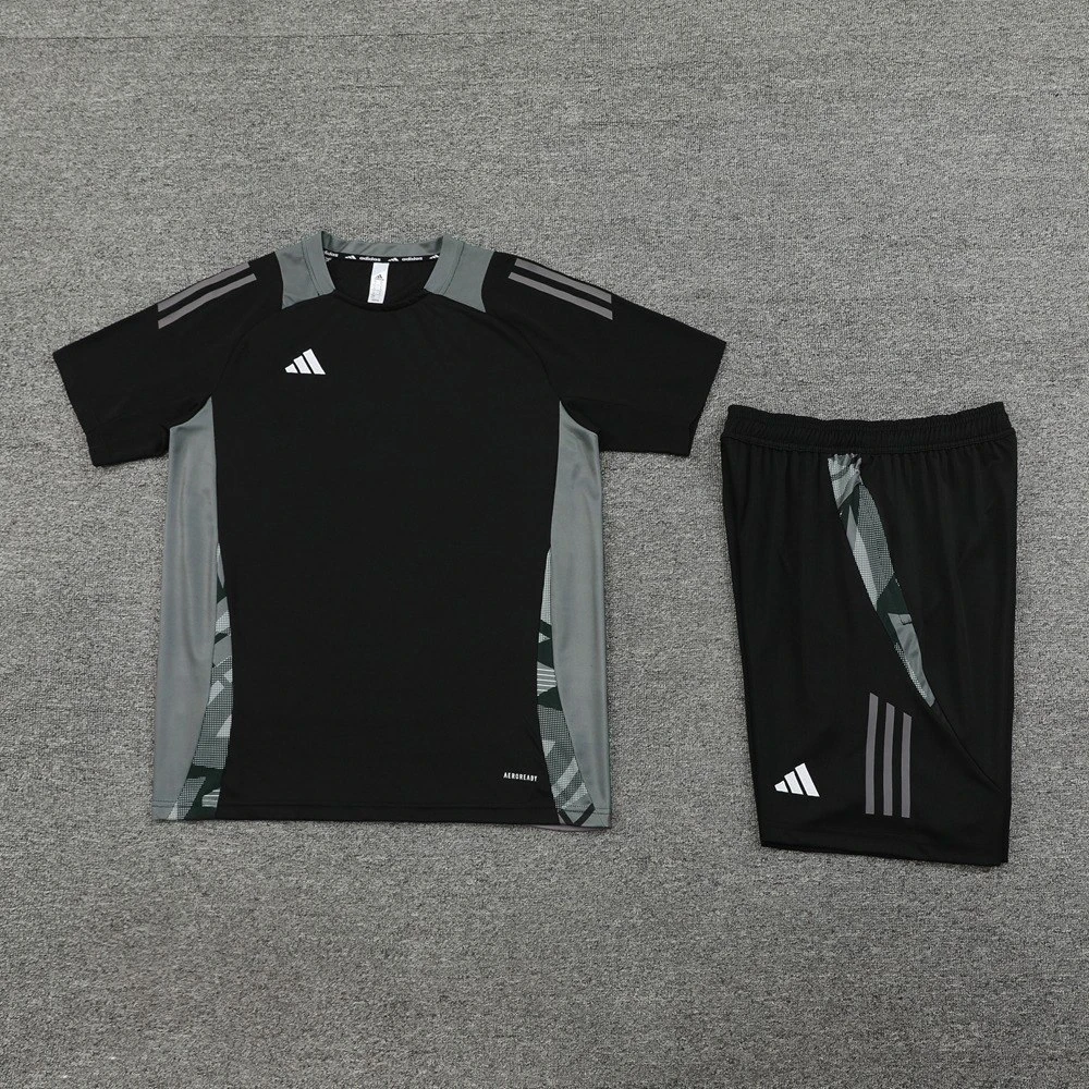 Футбольная форма Adidas black/grey #4