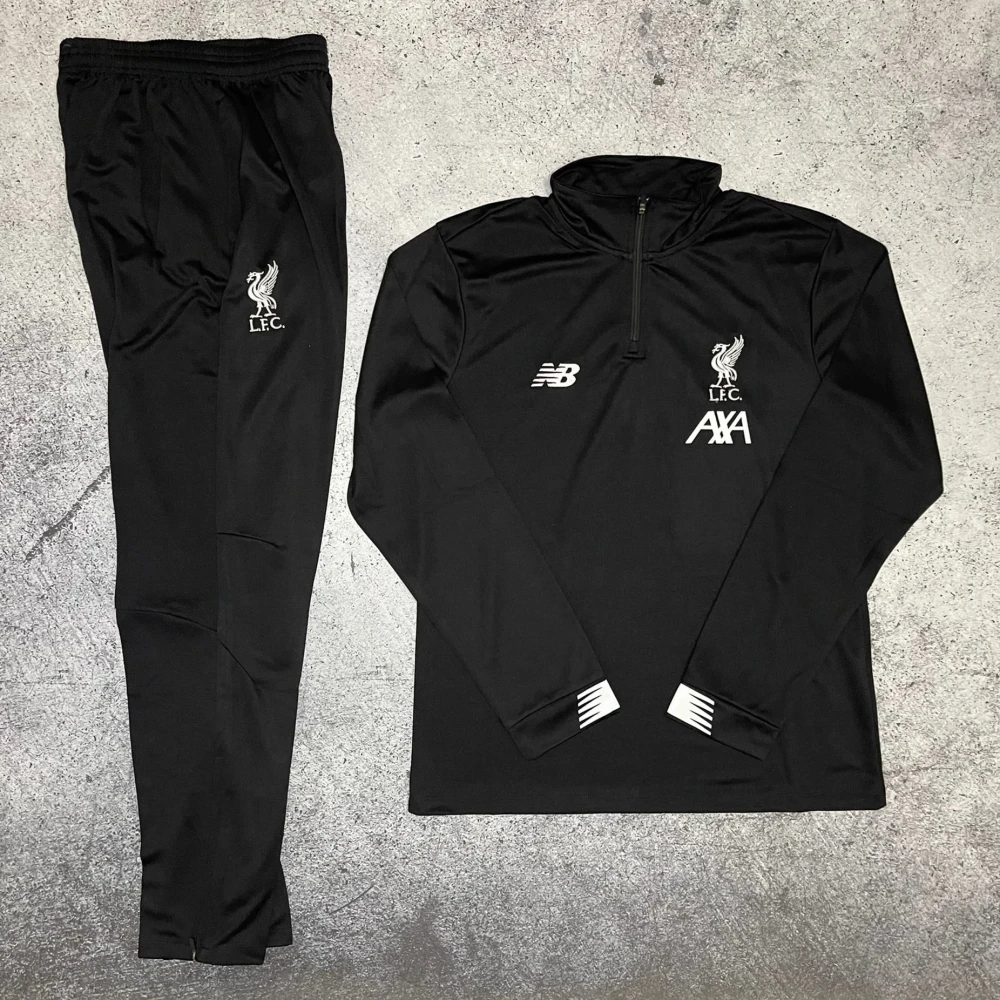 Детский костюм Liverpool black #1