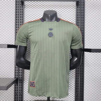 Футболка Bayern Fans Terrace Icons khaki