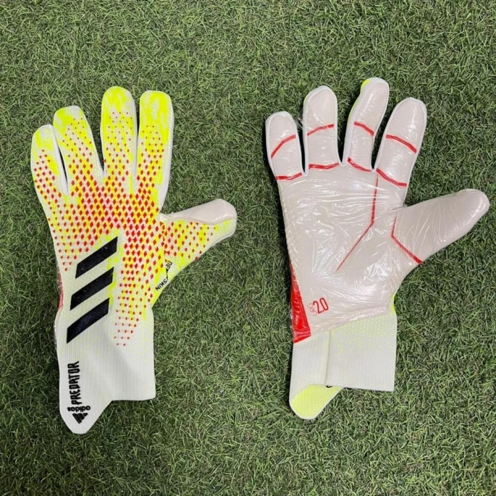 Вратарские перчатки Adidas Predator 20 Pro yellow #1