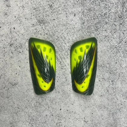 Щитки Nike Mercurial Lite green wings