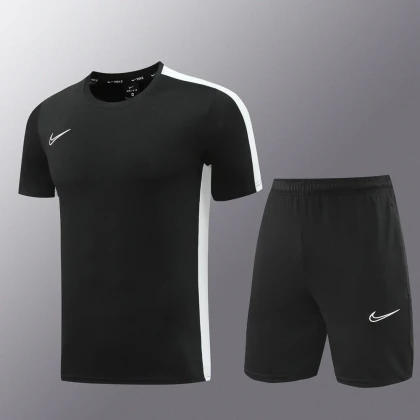 Футбольная форма Nike black/white