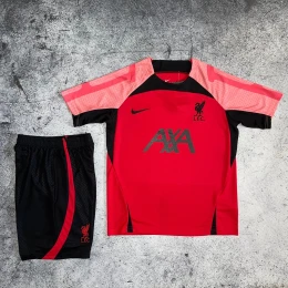 Футбольная форма Liverpool Training red/black #1