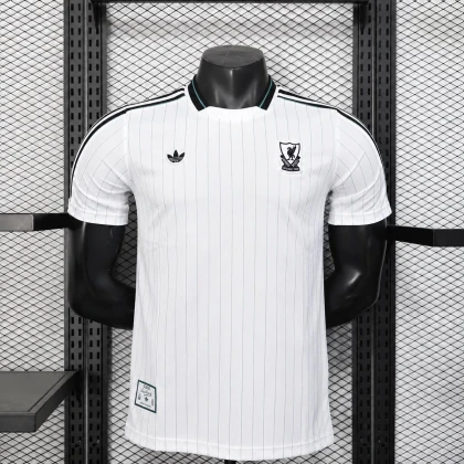 Футболка Liverpool Fans Terrace Icons white