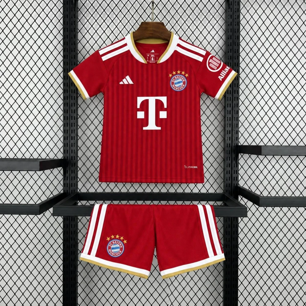 Детская футбольная форма Bayern Munich 26/27 red #1