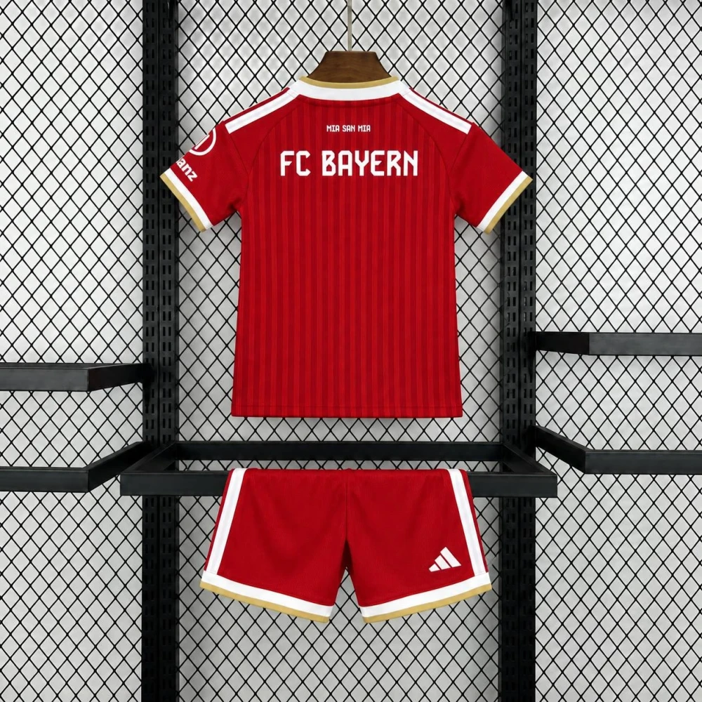 Детская футбольная форма Bayern Munich 26/27 red #4